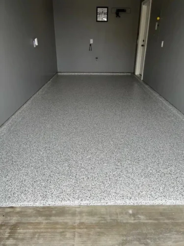 Thompson’s Station Garage Floor Coating in Gravel Flake